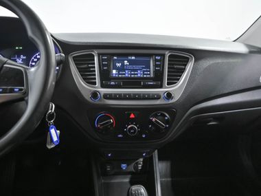 Hyundai Solaris 2019 года, 370 916 км - вид 10