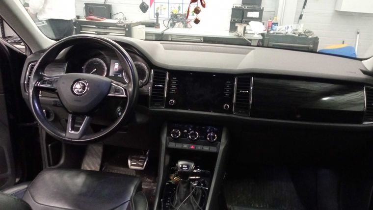 Skoda Kodiaq 2018 года, 215 000 км - вид 5