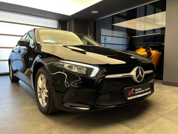 Mercedes-Benz A-класс 2020 года, 66 210 км - вид 3