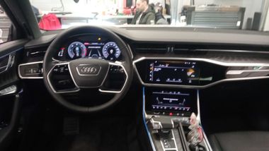 Audi A6 2023 года, 8 803 км - вид 5