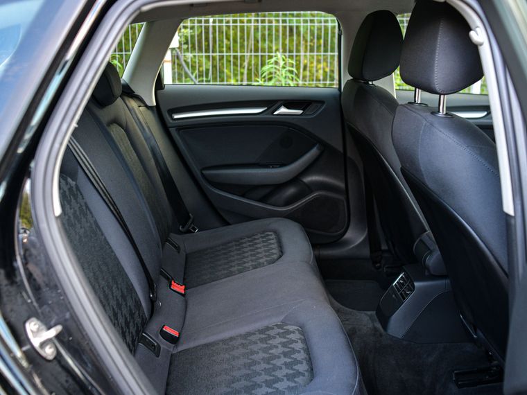 Audi A3 2013 года, 149 101 км - вид 10
