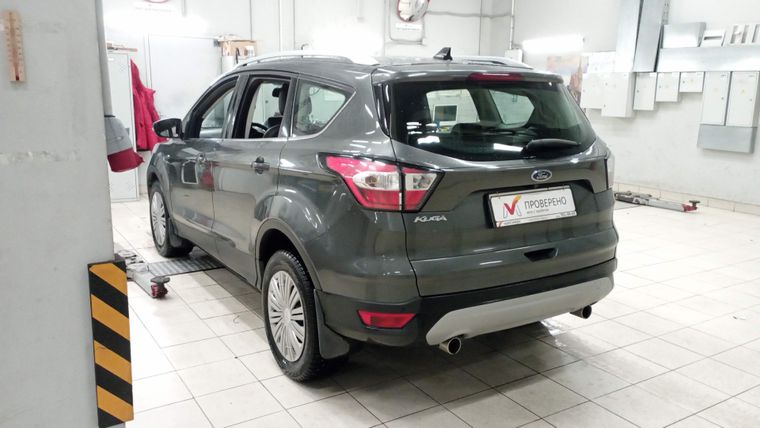 Ford Kuga 2018 года, 104 300 км - вид 4
