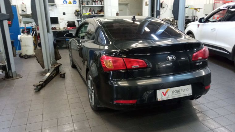 KIA Cerato 2014 года, 187 496 км - вид 4