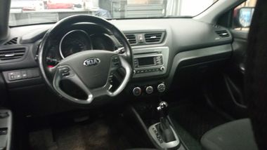 KIA Rio 2017 года, 41 824 км - вид 5