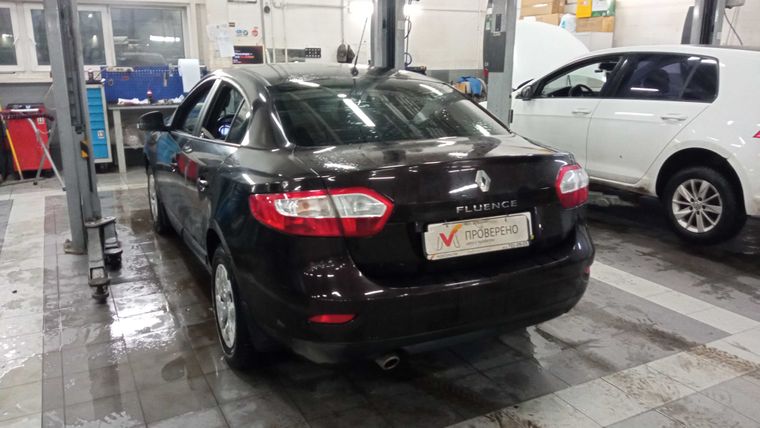 Renault Fluence 2014 года, 224 661 км - вид 4
