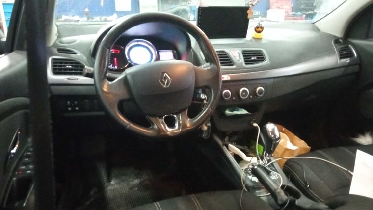 Renault Fluence 2014 года, 224 661 км - вид 5