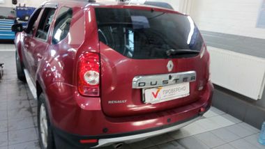 Renault Duster 2012 года, 157 865 км - вид 4