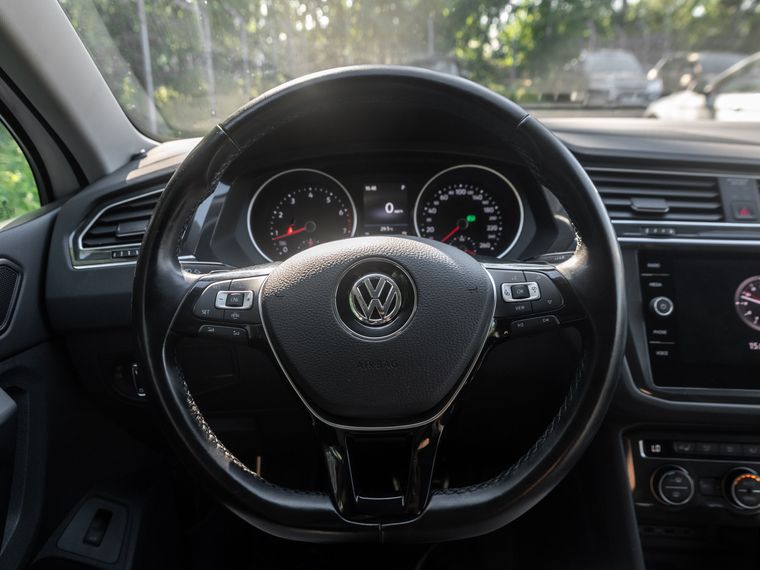 Volkswagen Tiguan 2020 года, 85 000 км - вид 6