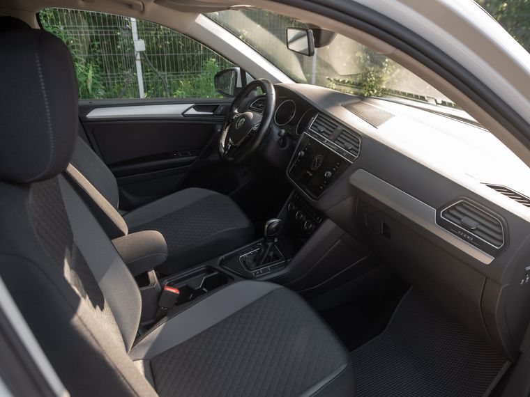Volkswagen Tiguan 2020 года, 85 000 км - вид 13