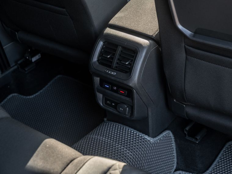 Volkswagen Tiguan 2020 года, 85 000 км - вид 12