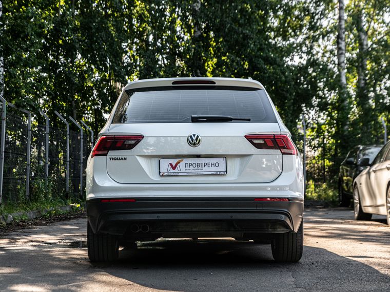 Volkswagen Tiguan 2020 года, 85 000 км - вид 4
