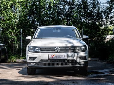 Volkswagen Tiguan 2020 года, 85 000 км - вид 3
