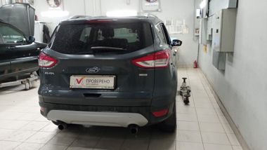 Ford Kuga 2014 года, 124 055 км - вид 3