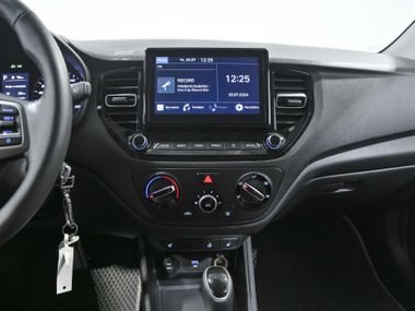 Hyundai Accent 2021 года, 115 000 км - вид 9