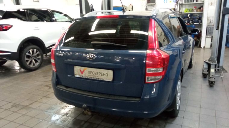 KIA Ceed 2011 года, 193 500 км - вид 3