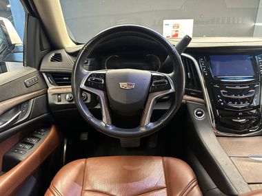 Cadillac Escalade 2018 года, 108 951 км - вид 10