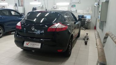 Renault Megane 2013 года, 143 418 км - вид 3