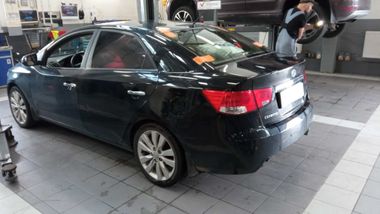 KIA Cerato 2012 года, 99 152 км - вид 4