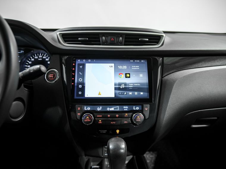 Nissan X-Trail 2017 года, 140 043 км - вид 11