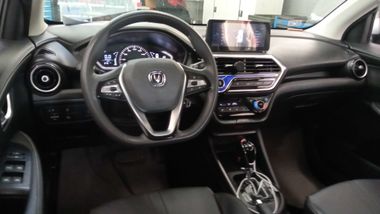 Changan Alsvin 2023 года, 67 610 км - вид 5