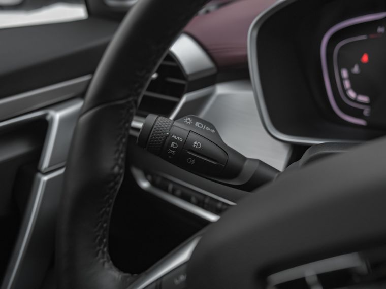 Geely Coolray 2021 года, 78 300 км - вид 6