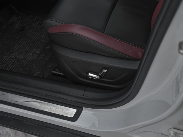 Geely Coolray 2021 года, 78 300 км - вид 10