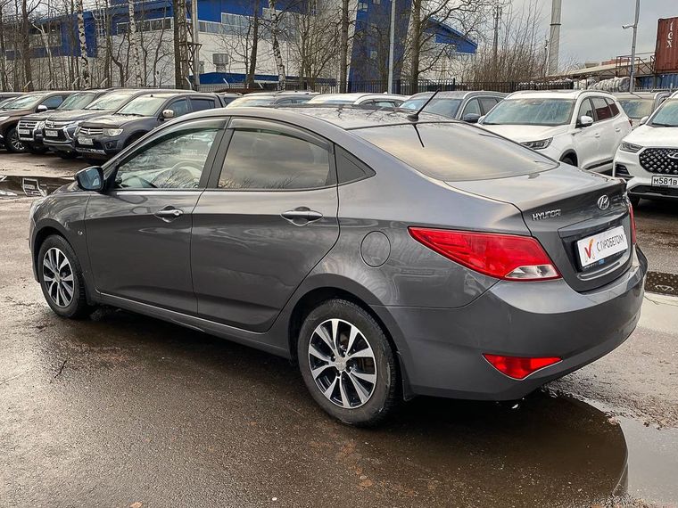 Hyundai Solaris 2015 года, 119 398 км - вид 7