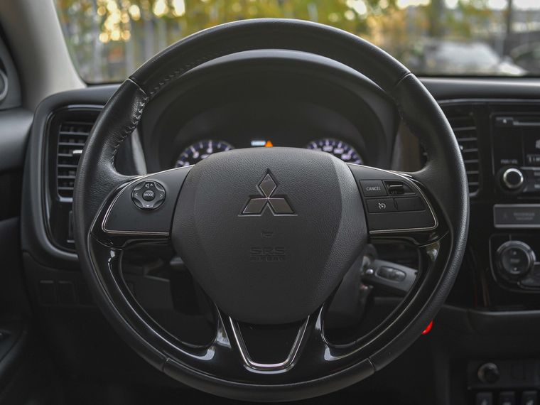 Mitsubishi Outlander 2019 года, 171 000 км - вид 7
