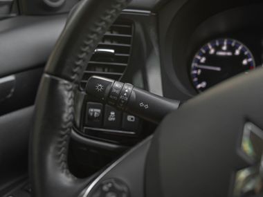 Mitsubishi Outlander 2019 года, 171 000 км - вид 6