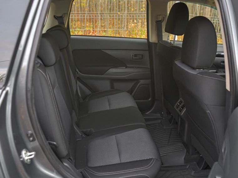 Mitsubishi Outlander 2019 года, 171 000 км - вид 12
