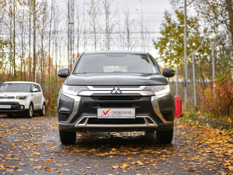Mitsubishi Outlander 2019 года, 171 000 км - вид 3