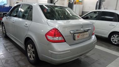 Nissan Tiida 2011 года, 52 892 км - вид 4