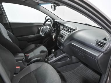 KIA Rio 2016 года, 98 086 км - вид 16