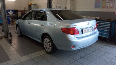 Toyota Corolla 2008 года, 275 000 км - вид 4