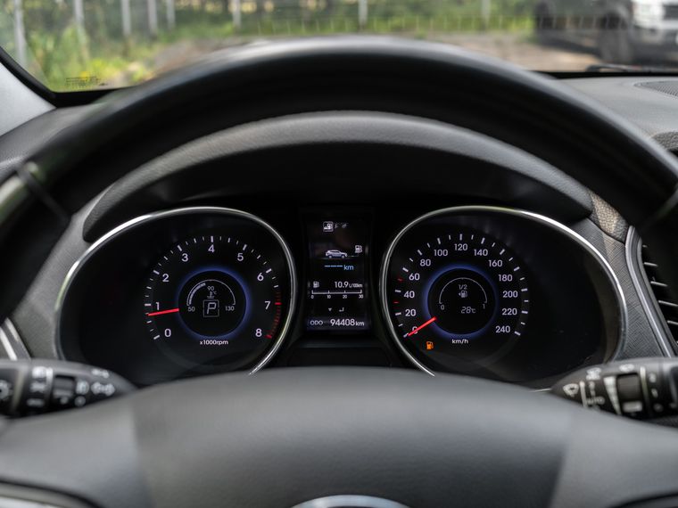 Hyundai Santa Fe 2012 года, 94 365 км - вид 5