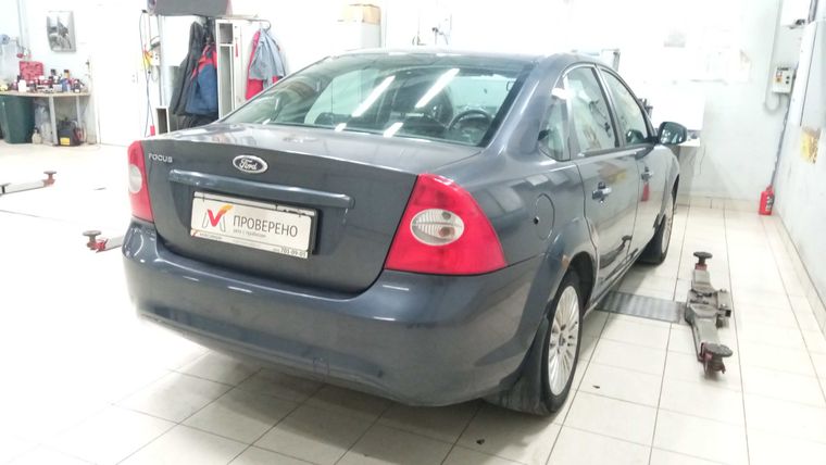Ford Focus 2011 года, 163 886 км - вид 4