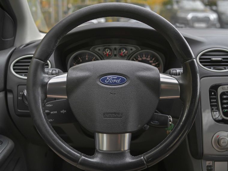 Ford Focus 2011 года, 163 886 км - вид 6