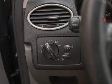 Ford Focus 2011 года, 163 886 км - вид 10