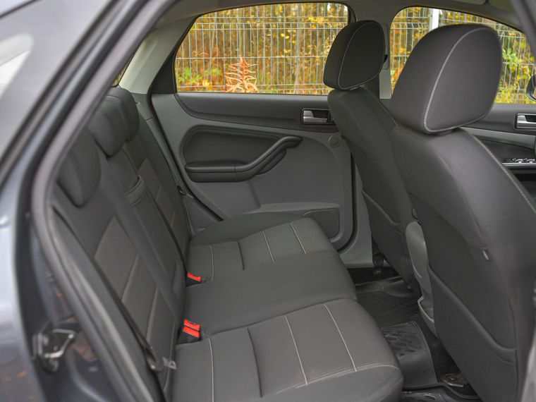 Ford Focus 2011 года, 163 886 км - вид 11