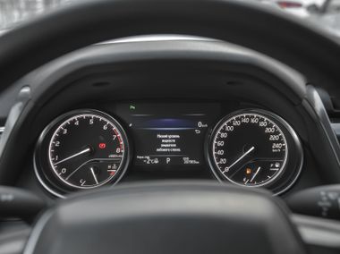 Toyota Camry 2019 года, 207 467 км - вид 5