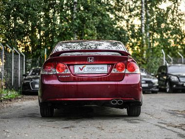 Honda Civic 2008 года, 189 521 км - вид 4