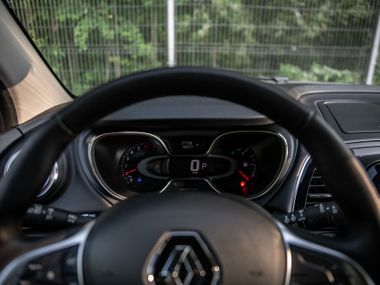 Renault Kaptur 2021 года, 27 110 км - вид 5