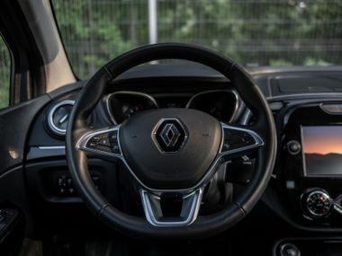 Renault Kaptur 2021 года, 27 110 км - вид 7