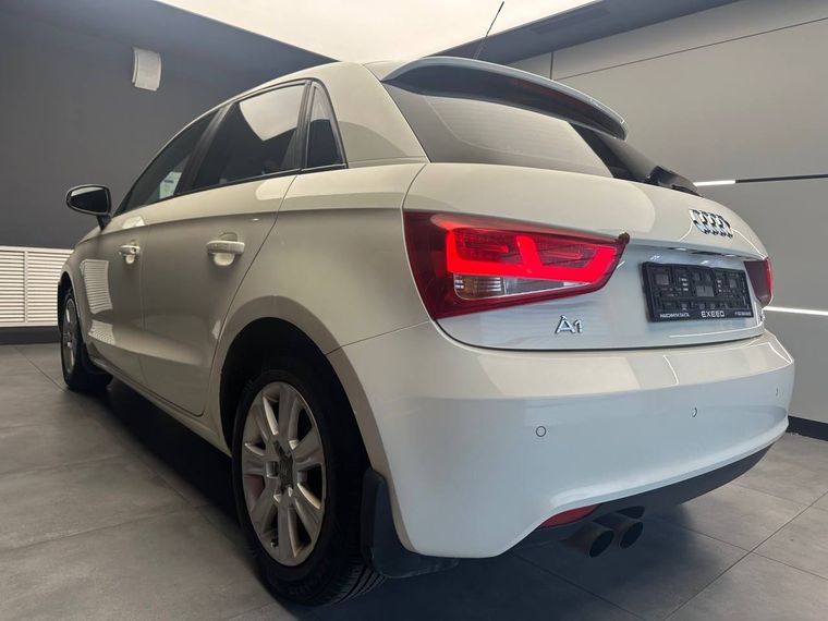 Audi A1 2012 года, 176 266 км - вид 4