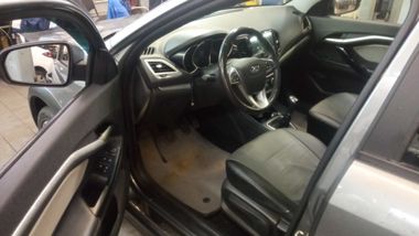 ВАЗ (LADA) Vesta Cross 2020 года, 115 081 км - вид 5