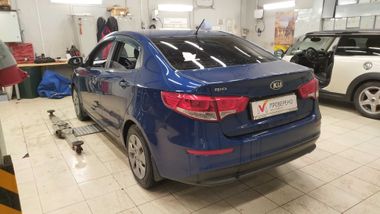 Kia Rio 2016 года, 154 431 км - вид 4