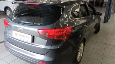 Kia Ceed 2014 года, 223 805 км - вид 3
