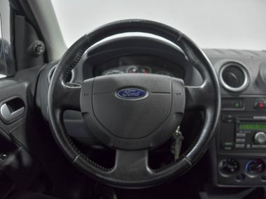 Ford Fusion 2007 года, 258 116 км - вид 9