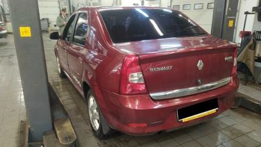 Renault Logan 2013 года, 217 233 км - вид 4