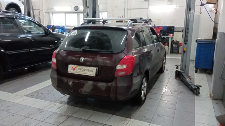 Skoda Fabia 2012 года, 313 565 км - вид 3